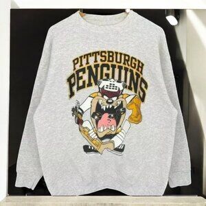 Pittsburgh Penguins NHL Sweatshirt Vintage Style 1990s Looney Tunes
